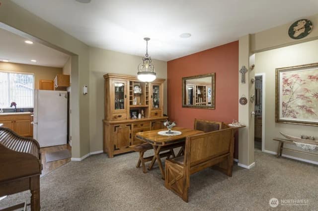Property photo for 4201 Bainbridge Court Ne, Lacey photo 5
