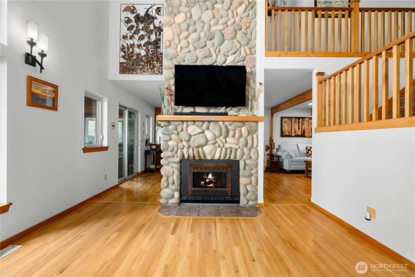 Property photo for 31823 S Bridge Way Ne, Poulsbo photo 5