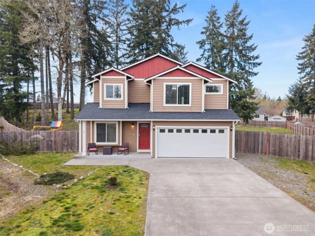 Property photo for 114 Lillian Lane Se, Rainier