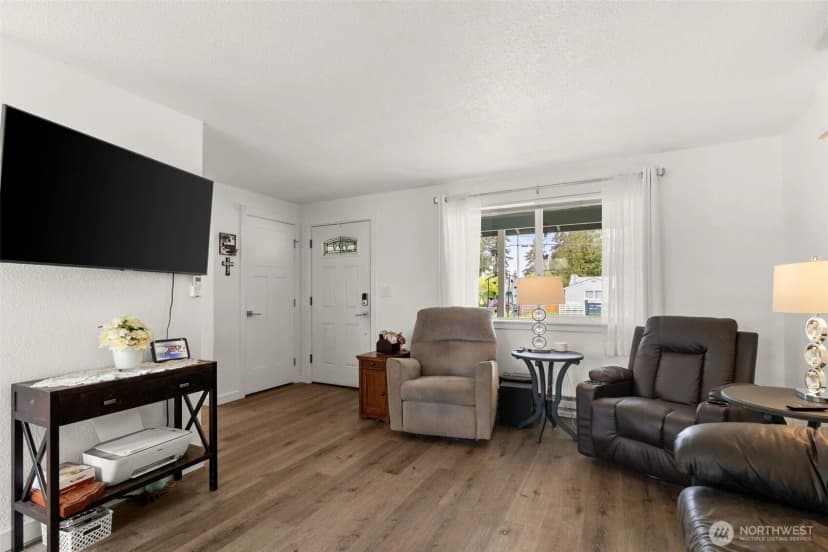 Property photo for 620 174th Street S, Spanaway photo 6