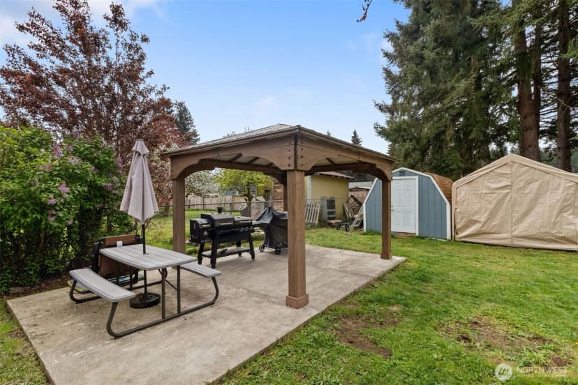 Property photo for 620 174th Street S, Spanaway photo 22