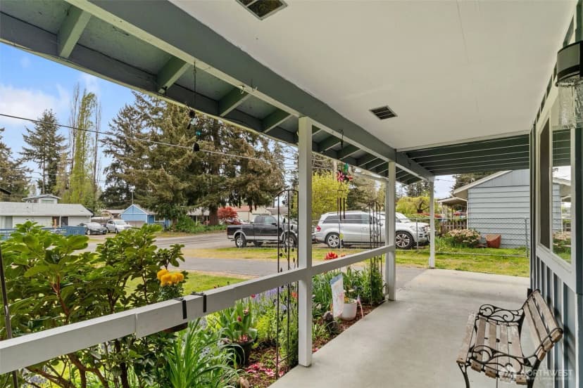 Property photo for 620 174th Street S, Spanaway photo 4