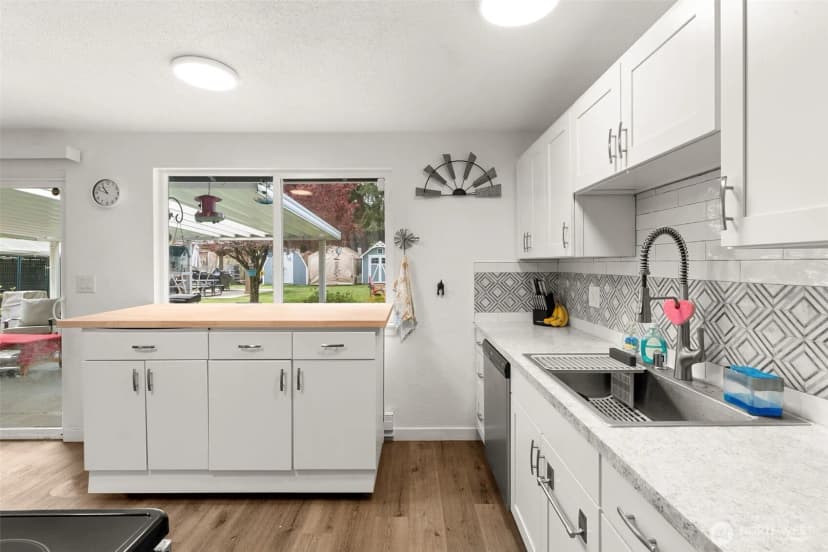 Property photo for 620 174th Street S, Spanaway photo 9