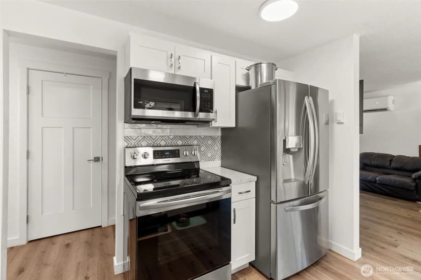 Property photo for 620 174th Street S, Spanaway photo 10