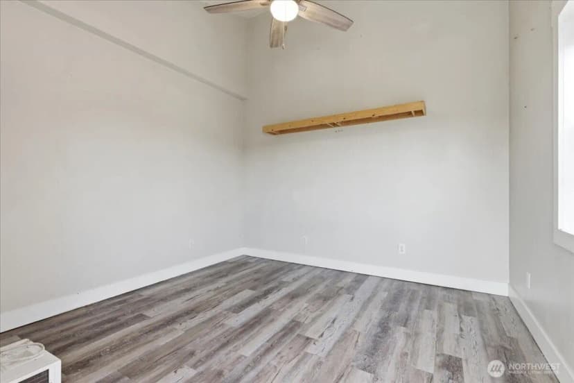 Property photo for 55676 Bay Area Dr Ne, Electric City photo 40