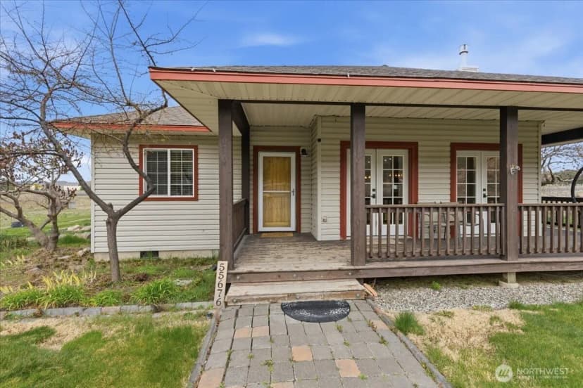 Property photo for 55676 Bay Area Dr Ne, Electric City photo 5