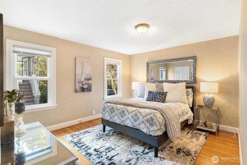 Property photo for 12700 37th Avenue Ne, Seattle photo 12