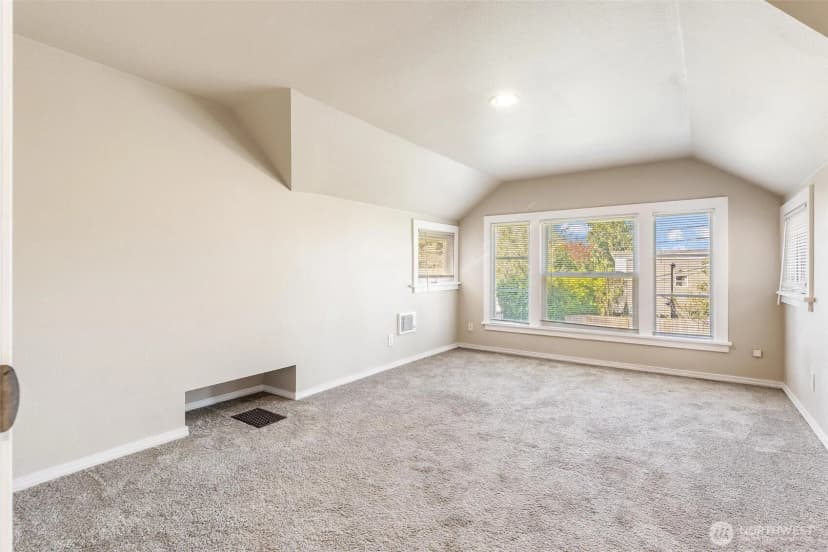 Property photo for 12700 37th Avenue Ne, Seattle photo 24