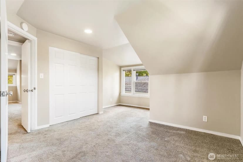 Property photo for 12700 37th Avenue Ne, Seattle photo 25
