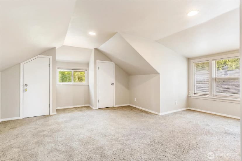 Property photo for 12700 37th Avenue Ne, Seattle photo 23