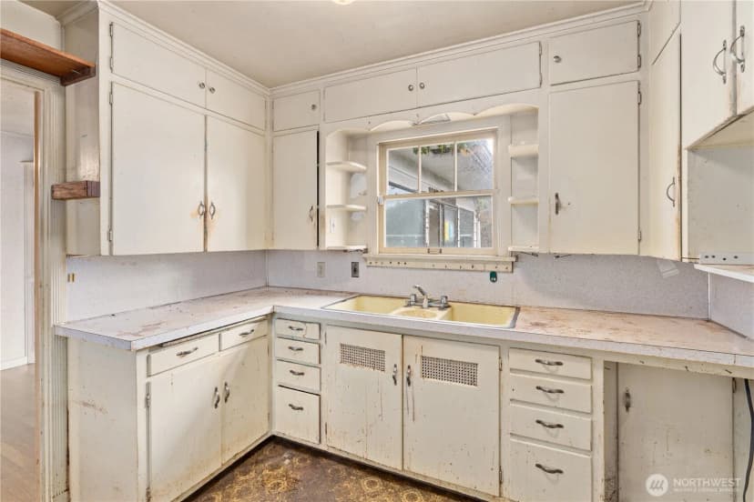 Property photo for 1405 75th Street Se, Everett photo 14