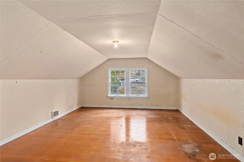 Property photo for 1405 75th Street Se, Everett photo 24