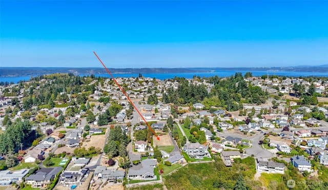 Property photo for 4516 Browns Point Boulevard Ne, Tacoma photo 3
