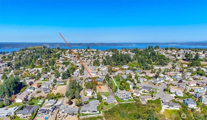 Property photo for 4516 Browns Point Boulevard Ne, Tacoma photo 3