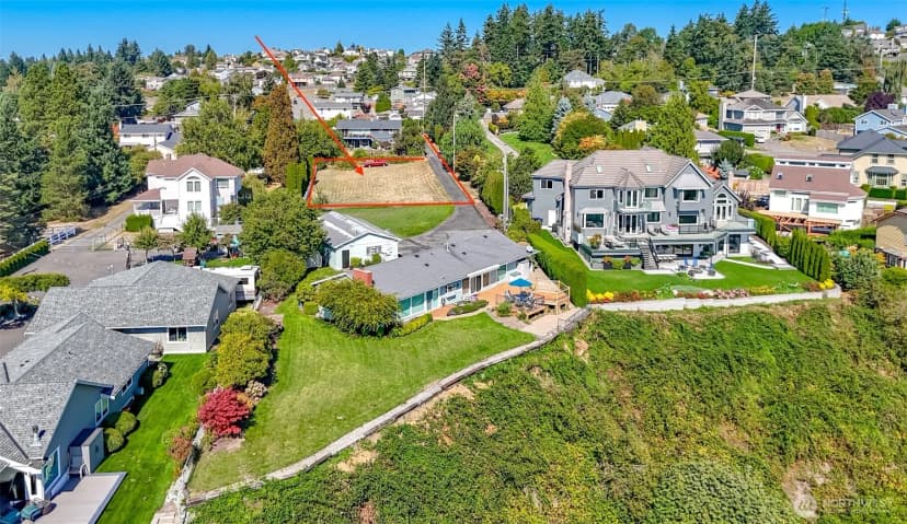Property photo for 4516 Browns Point Boulevard Ne, Tacoma