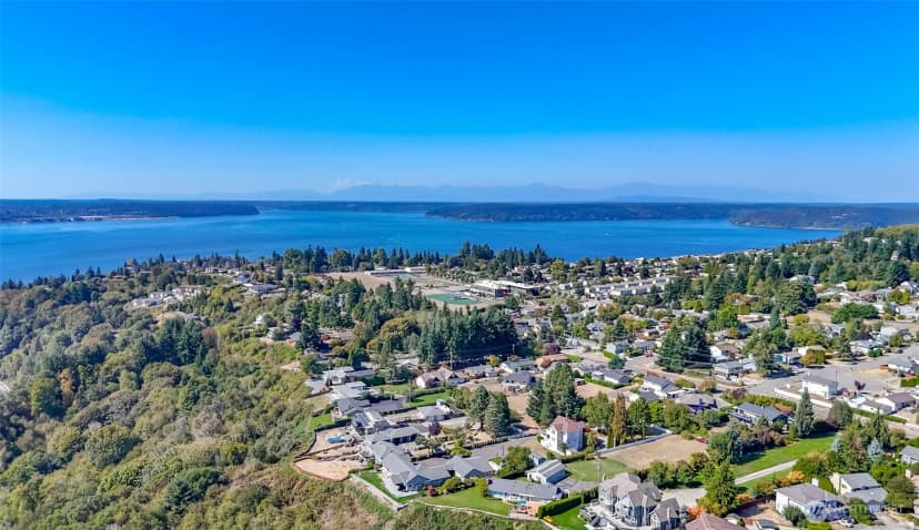 Property photo for 4516 Browns Point Boulevard Ne, Tacoma photo 5