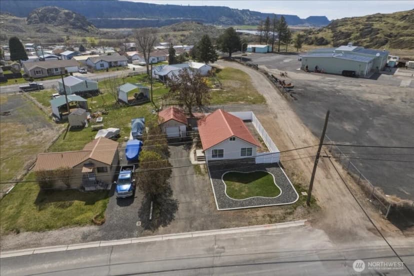 Property photo for 328 Sunny Drive, Electric City photo 27