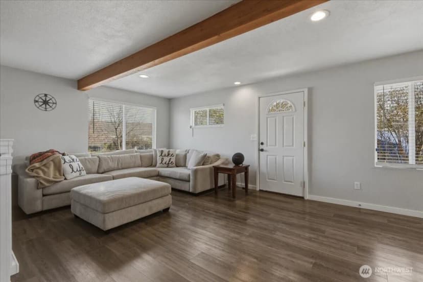 Property photo for 328 Sunny Drive, Electric City photo 4