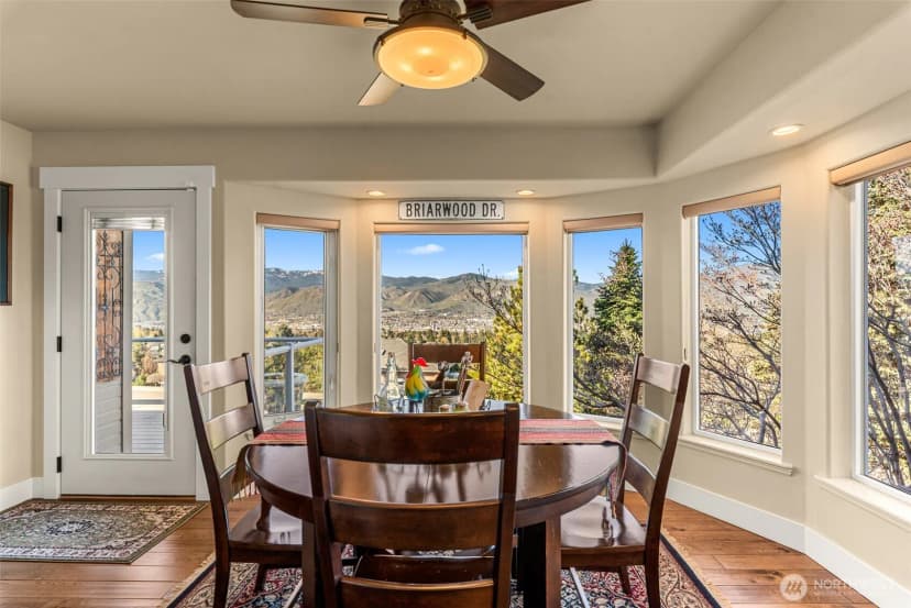 Property photo for 810 Briarwood Drive, East Wenatchee photo 13
