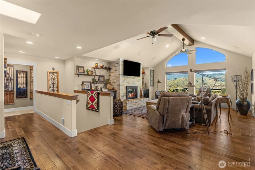 Property photo for 810 Briarwood Drive, East Wenatchee photo 14