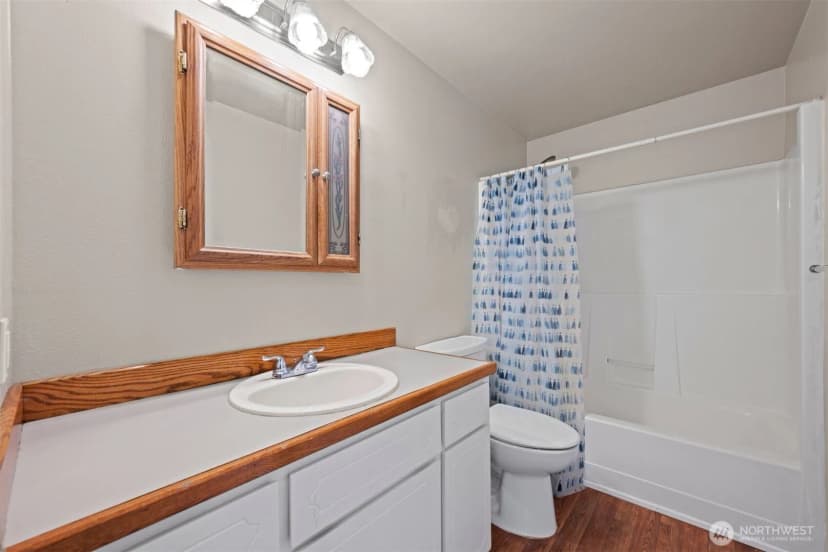 Property photo for 9017 57th Drive Ne, Marysville photo 18
