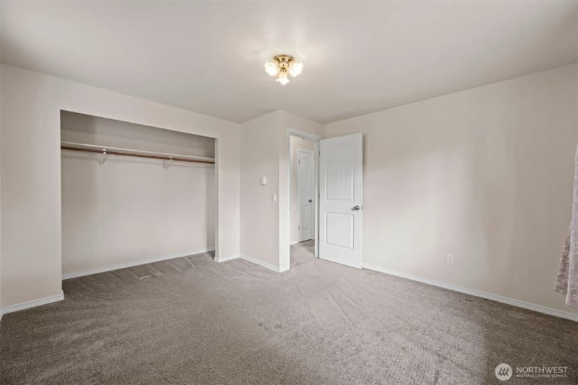 Property photo for 9017 57th Drive Ne, Marysville photo 15