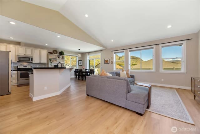Property photo for 452 Spring View Place, Chelan photo 5