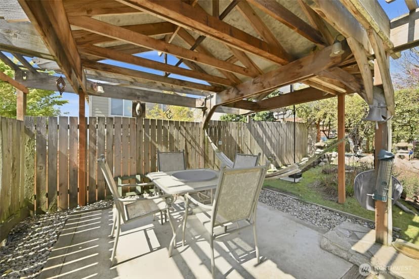 Property photo for 817 20th Avenue S, Seattle photo 31
