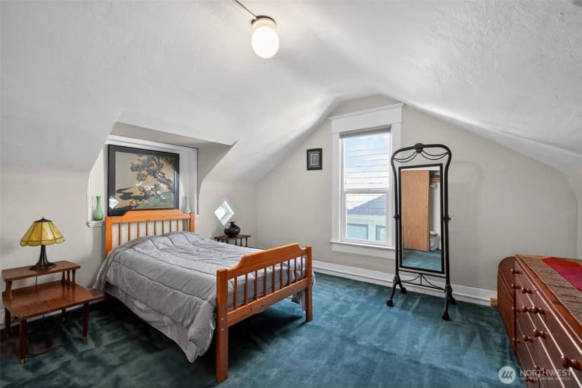 Property photo for 817 20th Avenue S, Seattle photo 23