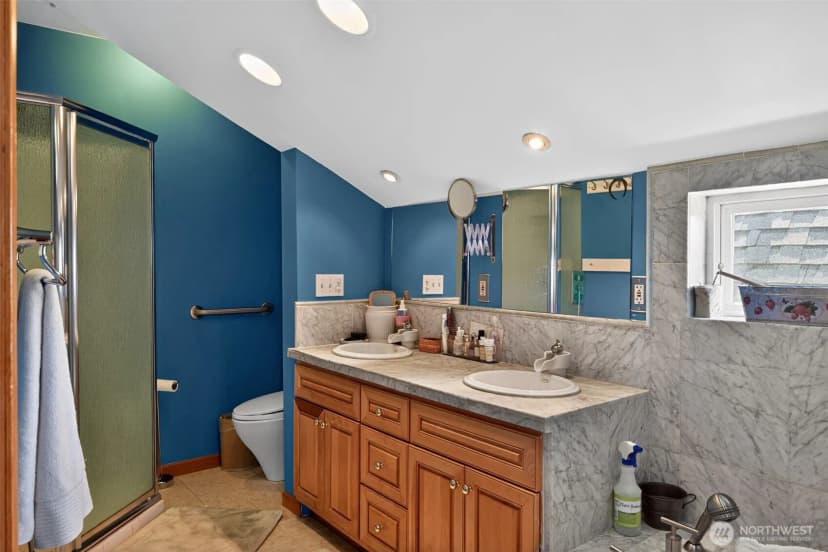 Property photo for 817 20th Avenue S, Seattle photo 16