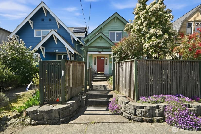 Property photo for 817 20th Avenue S, Seattle
