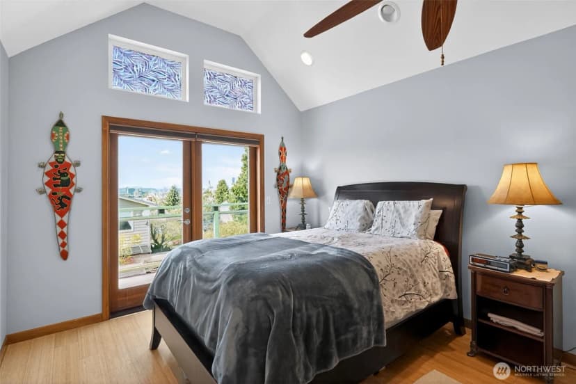 Property photo for 817 20th Avenue S, Seattle photo 14