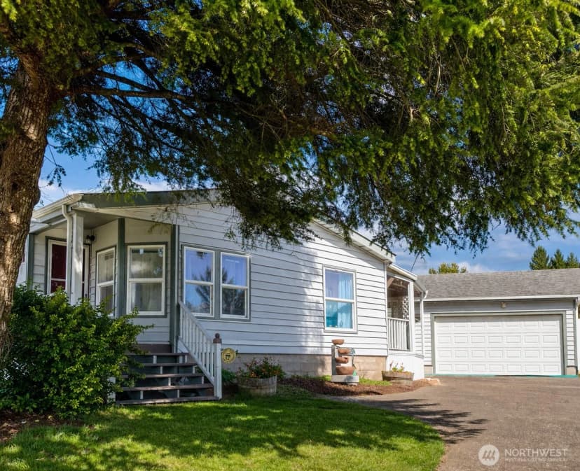 Property photo for 31308 N Place, Ocean Park