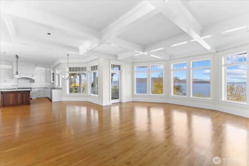 Property photo for 32 Shorewood Drive, Bellingham photo 13