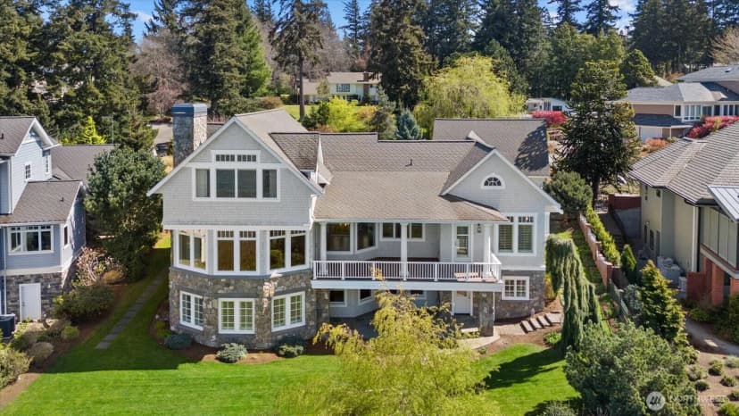 Property photo for 32 Shorewood Drive, Bellingham photo 4