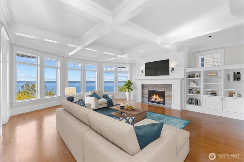 Property photo for 32 Shorewood Drive, Bellingham photo 10
