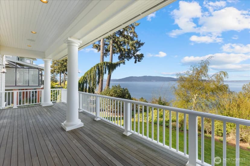 Property photo for 32 Shorewood Drive, Bellingham photo 7