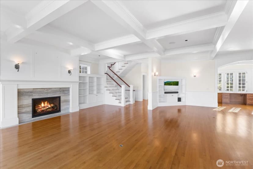 Property photo for 32 Shorewood Drive, Bellingham photo 30