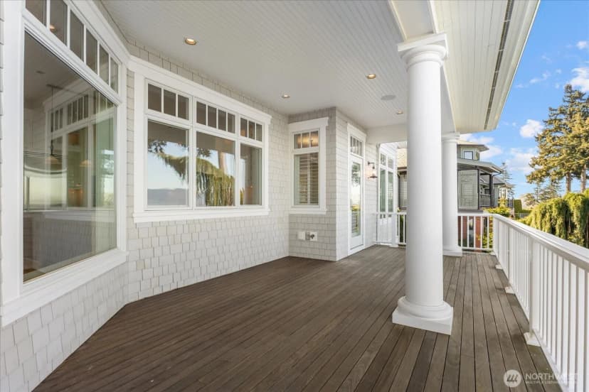 Property photo for 32 Shorewood Drive, Bellingham photo 8