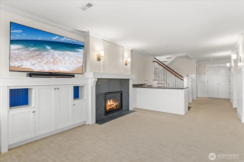 Property photo for 32 Shorewood Drive, Bellingham photo 28
