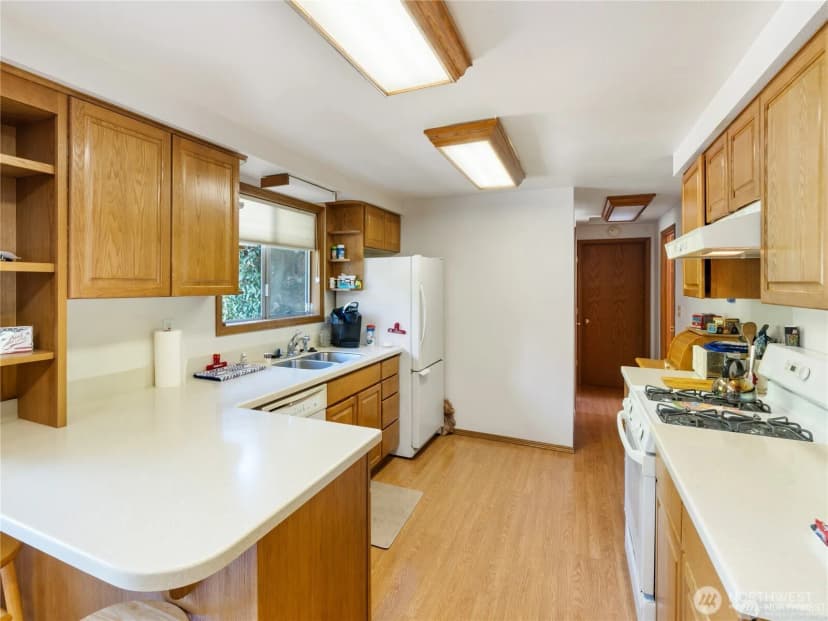 Property photo for 1205 S Walnut Street, Burlington photo 15