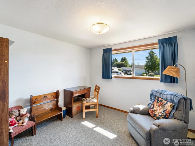 Property photo for 1205 S Walnut Street, Burlington photo 20