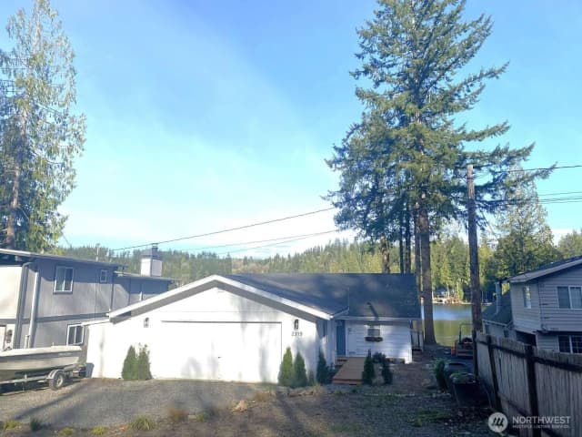 Property photo for 2319 Sw Lake Roesiger Road, Snohomish photo 2
