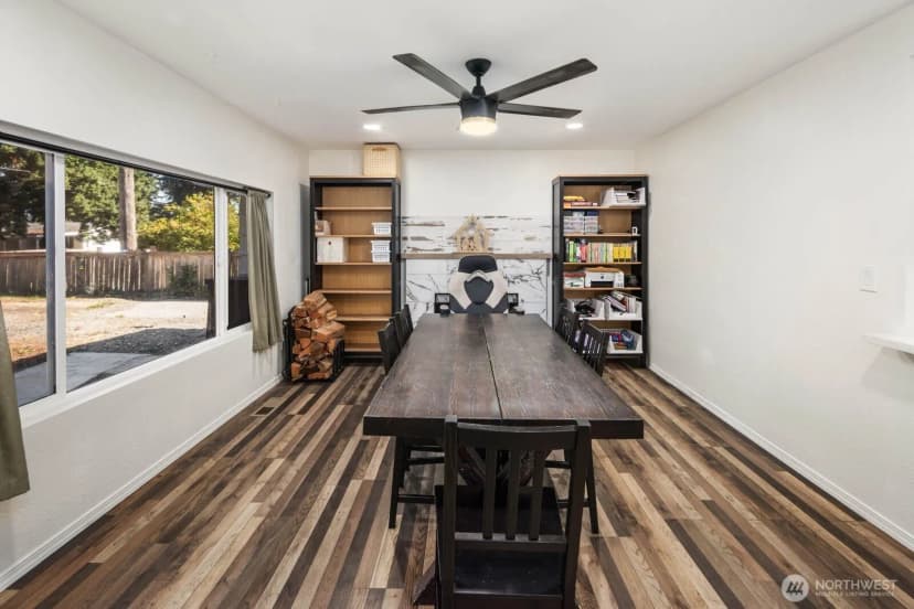 Property photo for 9808 Lawndale Avenue Sw, Lakewood photo 16