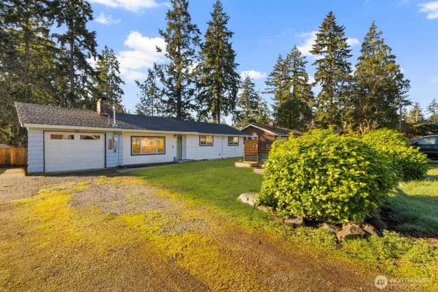 Property photo for 9808 Lawndale Avenue Sw, Lakewood photo 4