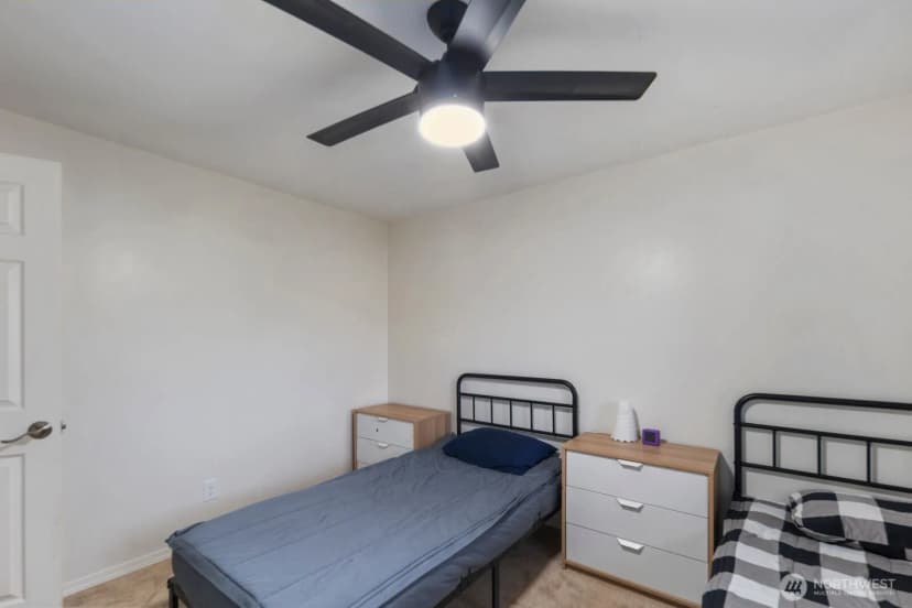 Property photo for 9808 Lawndale Avenue Sw, Lakewood photo 30