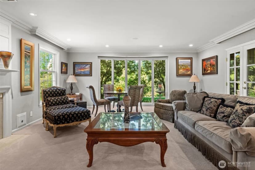Property photo for 11309 Clovercrest Drive Sw, Lakewood photo 11