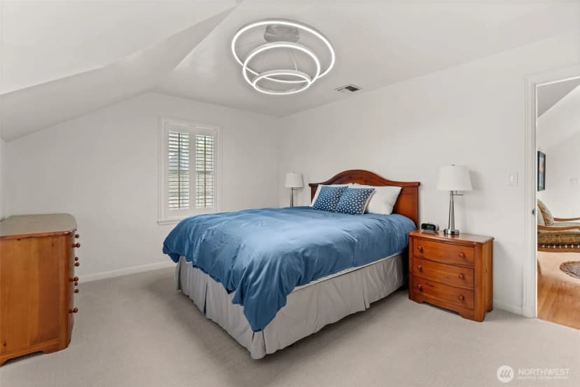 Property photo for 11309 Clovercrest Drive Sw, Lakewood photo 30