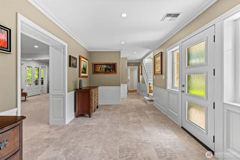 Property photo for 11309 Clovercrest Drive Sw, Lakewood photo 10