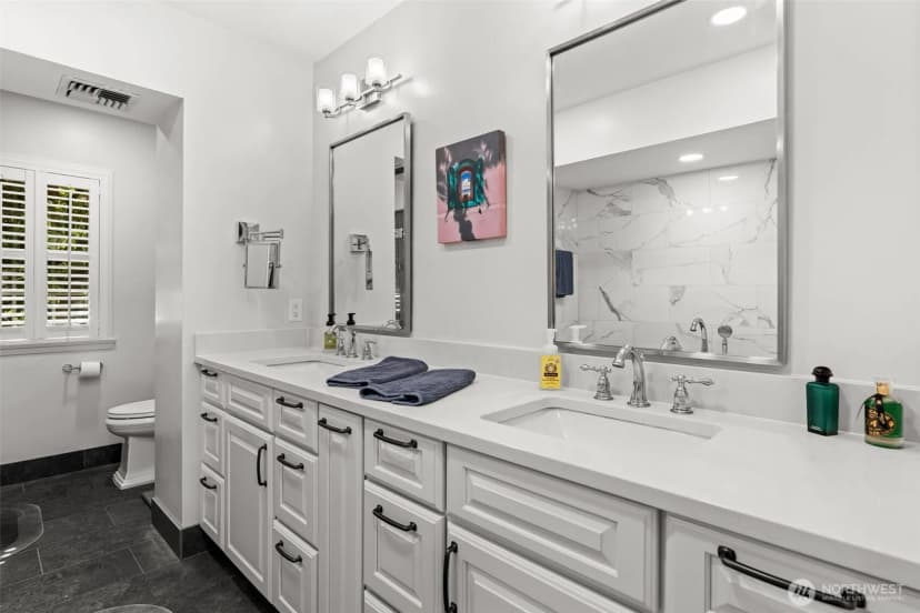 Property photo for 11309 Clovercrest Drive Sw, Lakewood photo 27